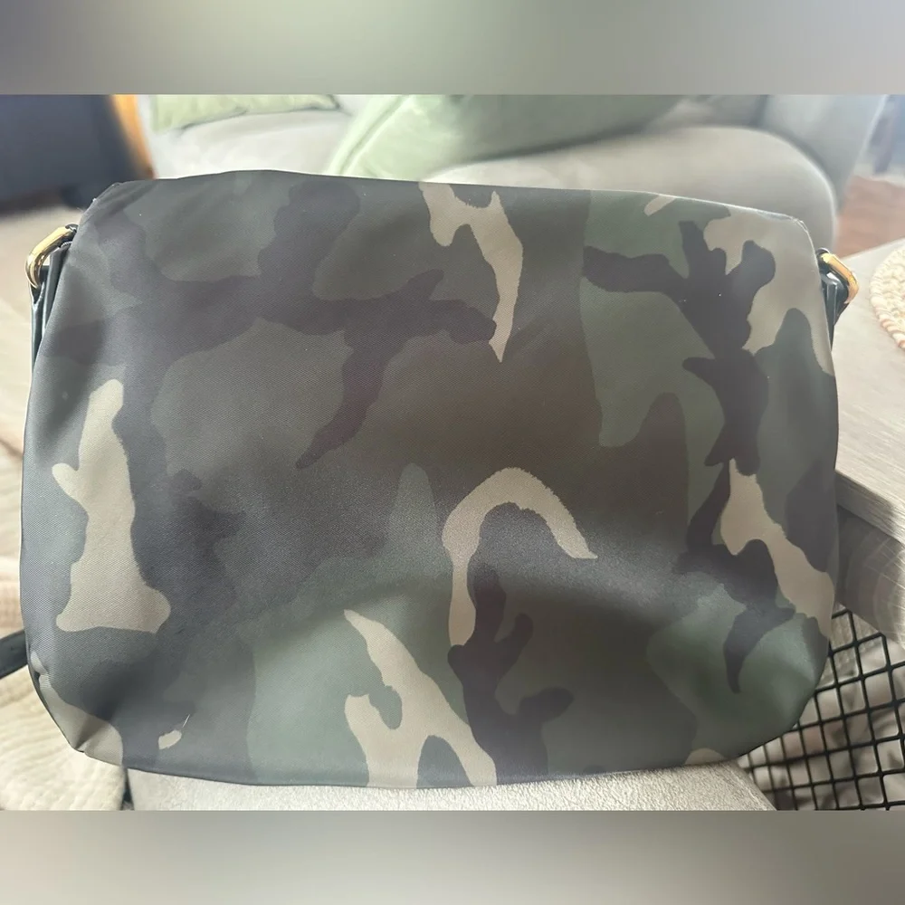 Marc Jacobs Black and Gray Camouflage Purse - Picture 2 of 5